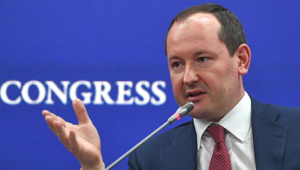 Генеральный директор ПАО Россети Павел Ливинский на Петербургском международном экономическом форуме. 24 мая 2018 Генеральный директор ПАО Россети Павел Ливинский на Петербургском международном экономическом форуме. 24 мая 2018