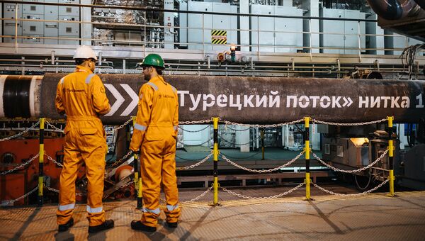 Символьный сварной шов, который знаменует окончание кампании по укладке морских трубопроводов первой нитки Турецкого потока Символьный сварной шов, который знаменует окончание кампании по укладке морских трубопроводов первой нитки Турецкого потока