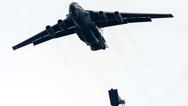 Десантирования парашютным способом боевой техники Уссурийского соединения Воздушно-десантных войск в ходе тактических учений в Приморье Десантирования парашютным способом боевой техники Уссурийского соединения Воздушно-десантных войск в ходе тактических учений в Приморье