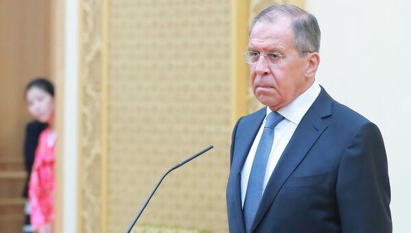 Министр иностранных дел РФ Сергей Лавров на пресс-конференции в здании Верховного народного собрания в Пхеньяне. 31 мая 2018 Министр иностранных дел РФ Сергей Лавров на пресс-конференции в здании Верховного народного собрания в Пхеньяне. 31 мая 2018
