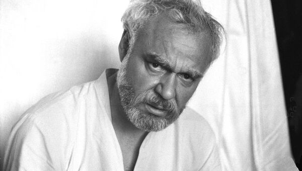 Актер Леонид Неведомский в спектакле Порог. 1984 Актер Леонид Неведомский в спектакле Порог. 1984