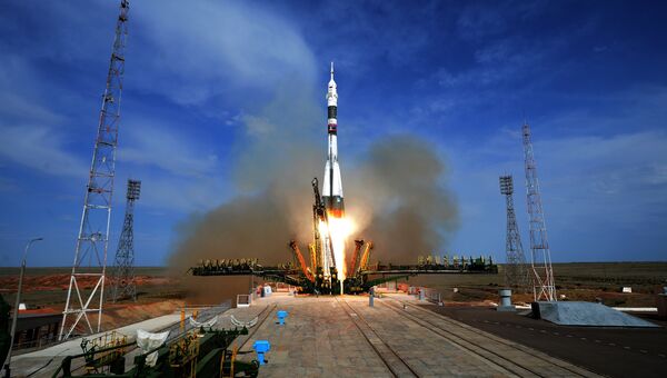 Пуск ракеты-носителя Союз-ФГ с пилотируемым кораблем Союз МС-09 со стартового стола первой Гагаринской стартовой площадки космодрома Байконур. 6 июня 2018 Пуск ракеты-носителя Союз-ФГ с пилотируемым кораблем Союз МС-09 со стартового стола первой Гагаринской стартовой площадки космодрома Байконур. 6 июня 2018