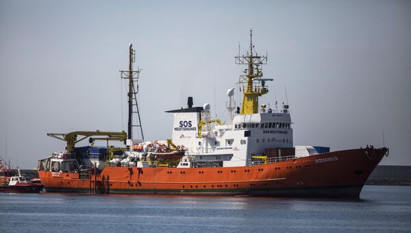 Судно Aquarius. Архивное фото Судно Aquarius. Архивное фото