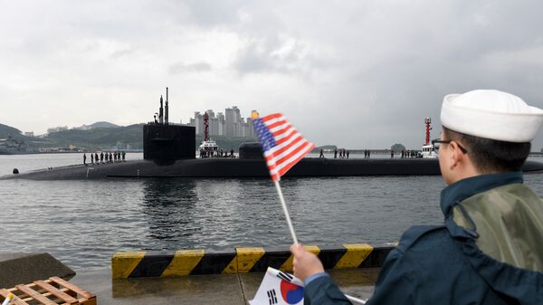 Американская подводная лодка в Южной Корее Американская подводная лодка в Южной Корее