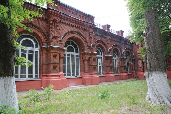 Здание на территории Мытищинского Водоканала Здание на территории Мытищинского Водоканала