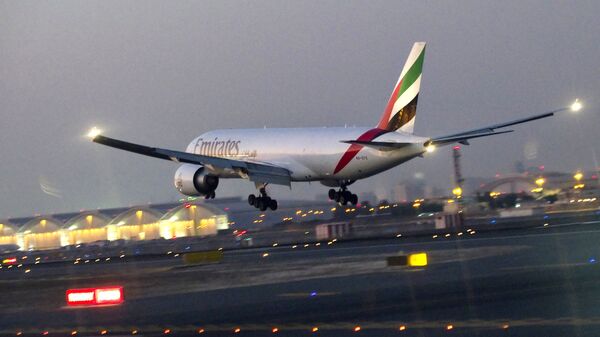 Самолет авиакомпании Emirates Самолет авиакомпании Emirates