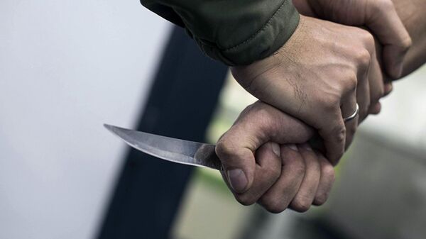 В Москве ранили ножом мужчину, заступившегося за девушку