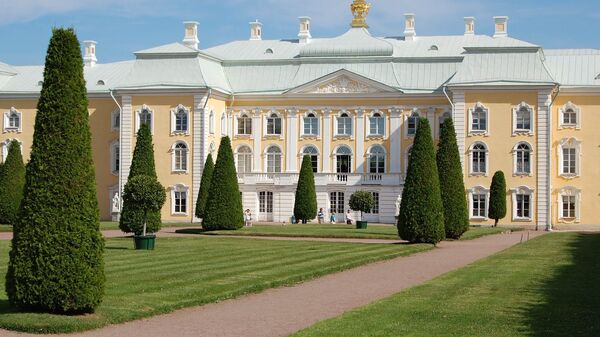 Петергоф, Санкт-Петербург Петергоф, Санкт-Петербург