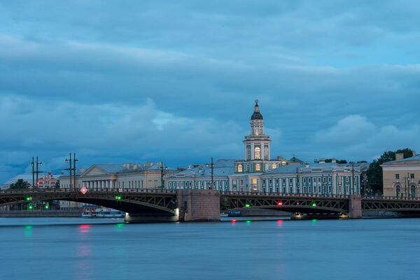 Россия, Санкт-Петербург Россия, Санкт-Петербург