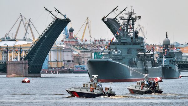 Репетиция парада, посвященного Дню ВМФ России Репетиция парада, посвященного Дню ВМФ России