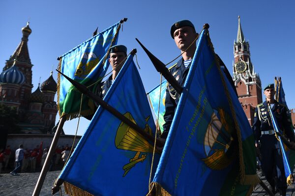 Празднование Дня ВДВ в Москве Празднование Дня ВДВ в Москве