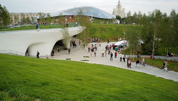 Волонтеры парка Зарядье: истории хранителей центра Москвы Волонтеры парка Зарядье: истории хранителей центра Москвы