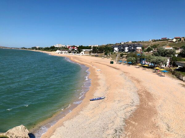 Пляж на полуострове Казантип, Крым Пляж на полуострове Казантип, Крым