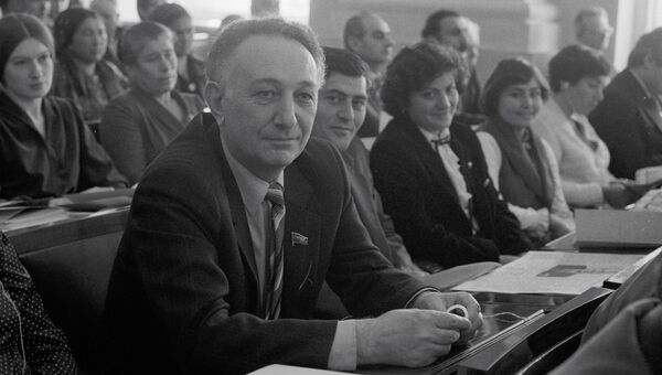Армянский ученый, академик Сергей Амбарцумян Армянский ученый, академик Сергей Амбарцумян