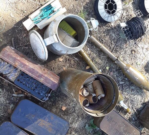 В Ленинградской области нашли крупный арсенал оружия. 15 августа 2018 В Ленинградской области нашли крупный арсенал оружия. 15 августа 2018