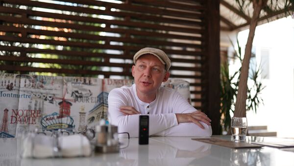 Джазмен Яков Окунь во время интервью РИА Новости на фестивале Koktebel Jazz Party Джазмен Яков Окунь во время интервью РИА Новости на фестивале Koktebel Jazz Party