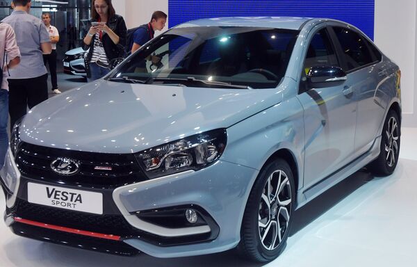 Автомобиль LADA Vesta Sport Concept на Московском международном автомобильном салоне 2018 Автомобиль LADA Vesta Sport Concept на Московском международном автомобильном салоне 2018