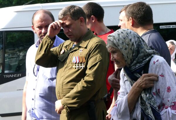 Глава Донецкой народной республики Александр Захарченко во время празднования 1030-летия Крещения Руси в Донецке Глава Донецкой народной республики Александр Захарченко во время празднования 1030-летия Крещения Руси в Донецке