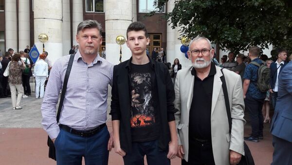 дресс код рэу плеханова. . дресс код рэу плеханова фото. дресс код рэу плеханова-. картинка дресс код рэу плеханова. картинка . Многие абитуриенты считают анонимный отзыв ("слив") студентов об alma mater самым достоверным источником знаний о вузе. Такие "сливы", по мнению экспертов, позволяют также и самому университету точнее выстроить свою текущую политику и практику. Предлагаем обзор "сливов", оставленных пользователями сайта "Типичный абитуриент" (обновляется несколько раз в течение года), от студентов Российского экономического университета им. Г.В. Плеханова – первого российского вуза, удостоенного четырех звезд из пяти возможных в рейтинге QS Stars University Rating.