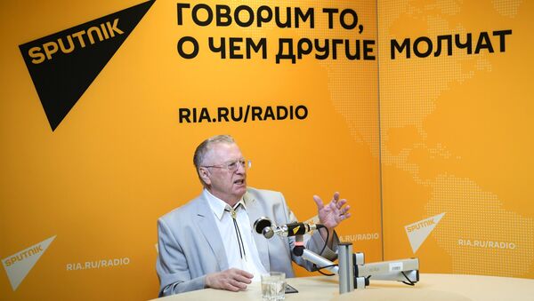 Лидер ЛДПР Владимир Жириновский во время интервью в студии радио Sputnik в Москве Лидер ЛДПР Владимир Жириновский во время интервью в студии радио Sputnik в Москве