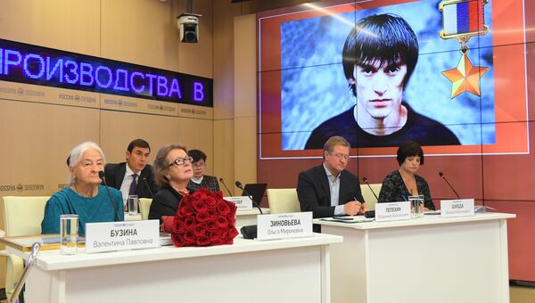 Пресс-конференция в Международном мультимедийном пресс-центре МИА Россия сегодня Пресс-конференция в Международном мультимедийном пресс-центре МИА Россия сегодня