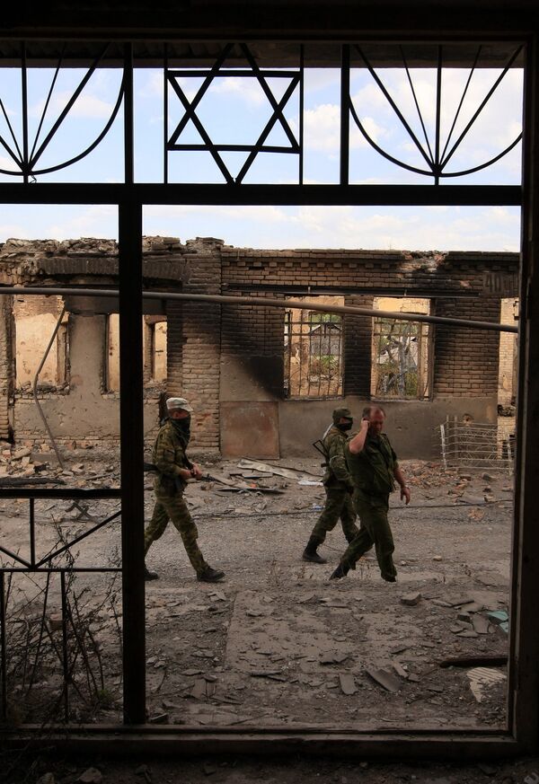 Военные в зоне грузино-осетинского конфликта. Архив Военные в зоне грузино-осетинского конфликта. Архив