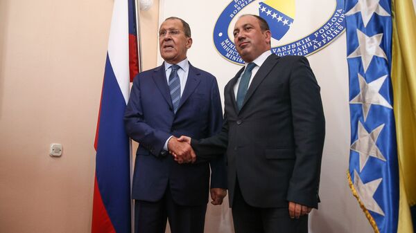 Министр иностранных дел Российской Федерации Сергей Лавров и глава МИД Боснии и Герцеговины Игорь Црнадак, Сараево, Босния и Герцеговина. 21 сентября 2018 Министр иностранных дел Российской Федерации Сергей Лавров и глава МИД Боснии и Герцеговины Игорь Црнадак, Сараево, Босния и Герцеговина. 21 сентября 2018