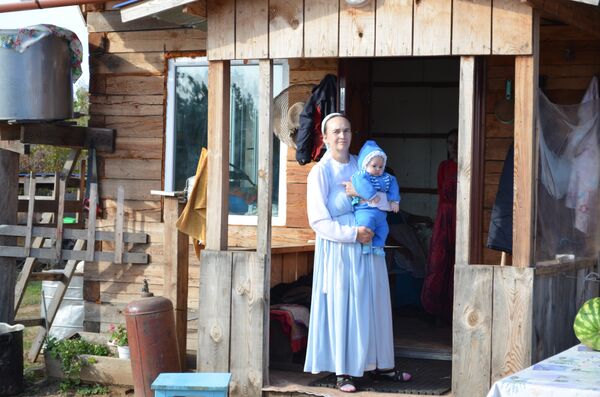 Жительница поселения староверов рядом с городом Свободный Амурской области Жительница поселения староверов рядом с городом Свободный Амурской области