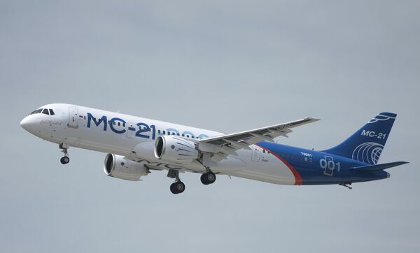 Первый полет нового российского пассажирского самолета МС-21 Первый полет нового российского пассажирского самолета МС-21