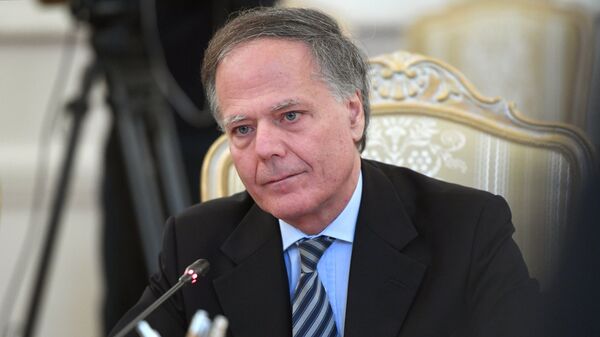 Глава МИД Италии Энцо Моаверо Миланези Глава МИД Италии Энцо Моаверо Миланези