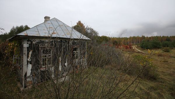 Дым от пожара на складе боеприпасов в районе города Ичня под Черниговом Дым от пожара на складе боеприпасов в районе города Ичня под Черниговом