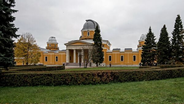 Здание Пулковской обсерватории в Санкт-Петербурге Здание Пулковской обсерватории в Санкт-Петербурге
