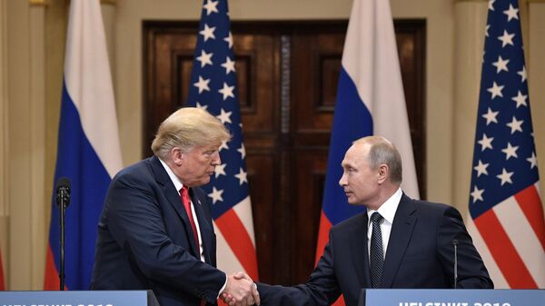 Президент РФ Владимир Путин и президент США Дональд Трамп в Хельсинки Президент РФ Владимир Путин и президент США Дональд Трамп в Хельсинки