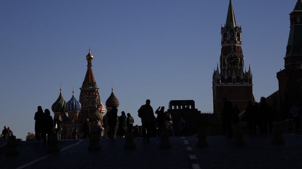 Московский Кремль и Красная площадь. Архивное фото Московский Кремль и Красная площадь. Архивное фото