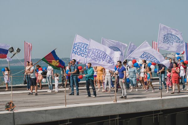 На съемках фильма Крымский мост. Сделано с любовью! На съемках фильма Крымский мост. Сделано с любовью!