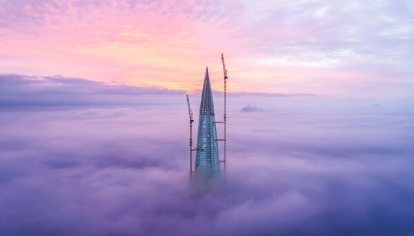 Виктор Сухоруков. Стекло в тумане Виктор Сухоруков. Стекло в тумане