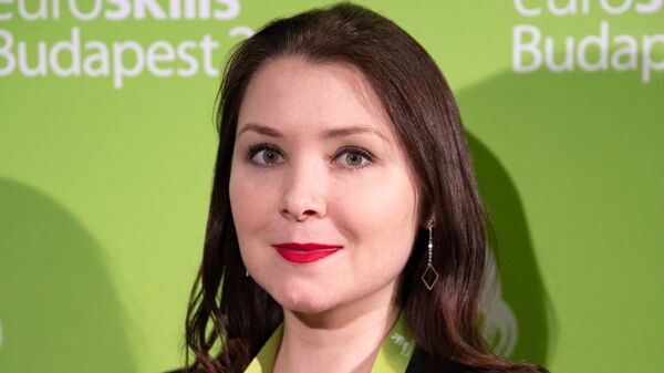 Заместитель генерального директора по исследованиям и разработкам Союза Молодые профессионалы (WorldSkills Russia) Екатерина Лошкарева Заместитель генерального директора по исследованиям и разработкам Союза Молодые профессионалы (WorldSkills Russia) Екатерина Лошкарева