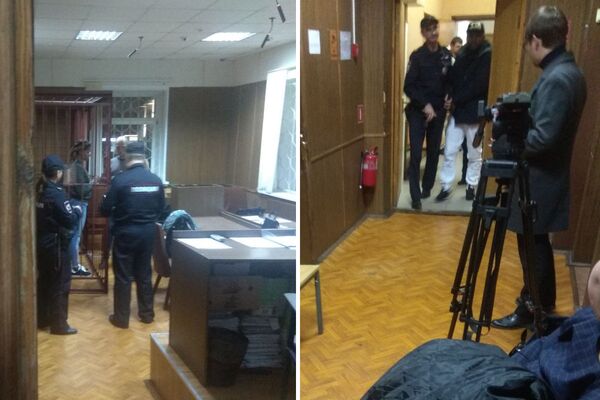 Подозреваемые в совершении сделки по купле-продаже девушки в зале суда Подозреваемые в совершении сделки по купле-продаже девушки в зале суда