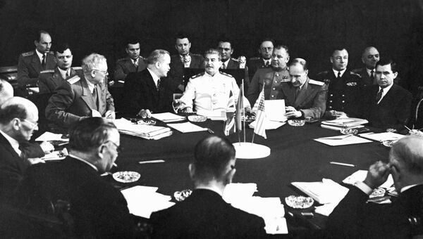 Участники Потсдамской конференции. 1945 год Участники Потсдамской конференции. 1945 год
