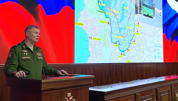 Официальный представитель министерства обороны РФ генерал-майор Игорь Конашенков во время брифинга о процессе мирного урегулирования в Сирии. 31 октября 2018 Официальный представитель министерства обороны РФ генерал-майор Игорь Конашенков во время брифинга о процессе мирного урегулирования в Сирии. 31 октября 2018