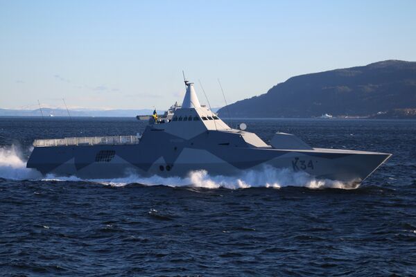 Шведский корвет HSwMS Nyköping во время совместных учений войск НАТО Trident Juncture 2018 (Единый трезубец) в Норвегии Шведский корвет HSwMS Nyköping во время совместных учений войск НАТО Trident Juncture 2018 (Единый трезубец) в Норвегии