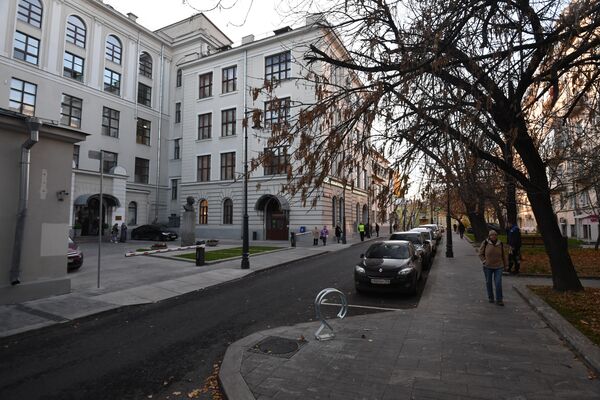 Петроверигский переулок Петроверигский переулок