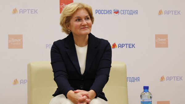 Заместитель председателя правительства РФ Ольга Голодец в медиа-кампус МДЦ Артек и МИА Россия сегодня Заместитель председателя правительства РФ Ольга Голодец в медиа-кампус МДЦ Артек и МИА Россия сегодня