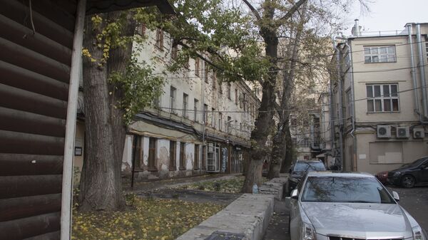 На задворках Старого Арбата На задворках Старого Арбата