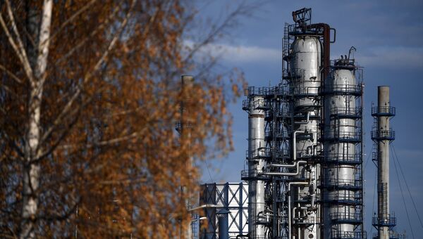 Московский нефтеперерабатывающий завод в Капотне, где произошел пожар Московский нефтеперерабатывающий завод в Капотне, где произошел пожар