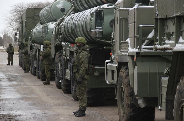 Дивизион С-400 Триумф заступил на боевое дежурство в Крыму Дивизион С-400 Триумф заступил на боевое дежурство в Крыму