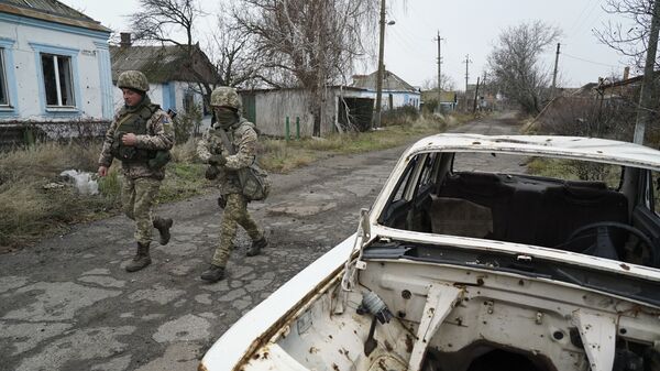 Украинские военные на линии разграничения в Донбассе. 28 ноября 2018 Украинские военные на линии разграничения в Донбассе. 28 ноября 2018