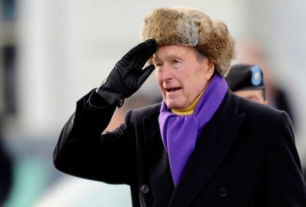 Бывший президент США Джордж Герберт Уокер Буш. 2009 год Бывший президент США Джордж Герберт Уокер Буш. 2009 год
