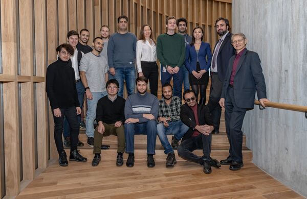 Джейкоб Биамонте и его коллеги по лаборатории Deep quantum labs Джейкоб Биамонте и его коллеги по лаборатории Deep quantum labs