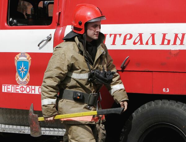 Пожар на территории Сталепрокатного завода Пожар на территории Сталепрокатного завода
